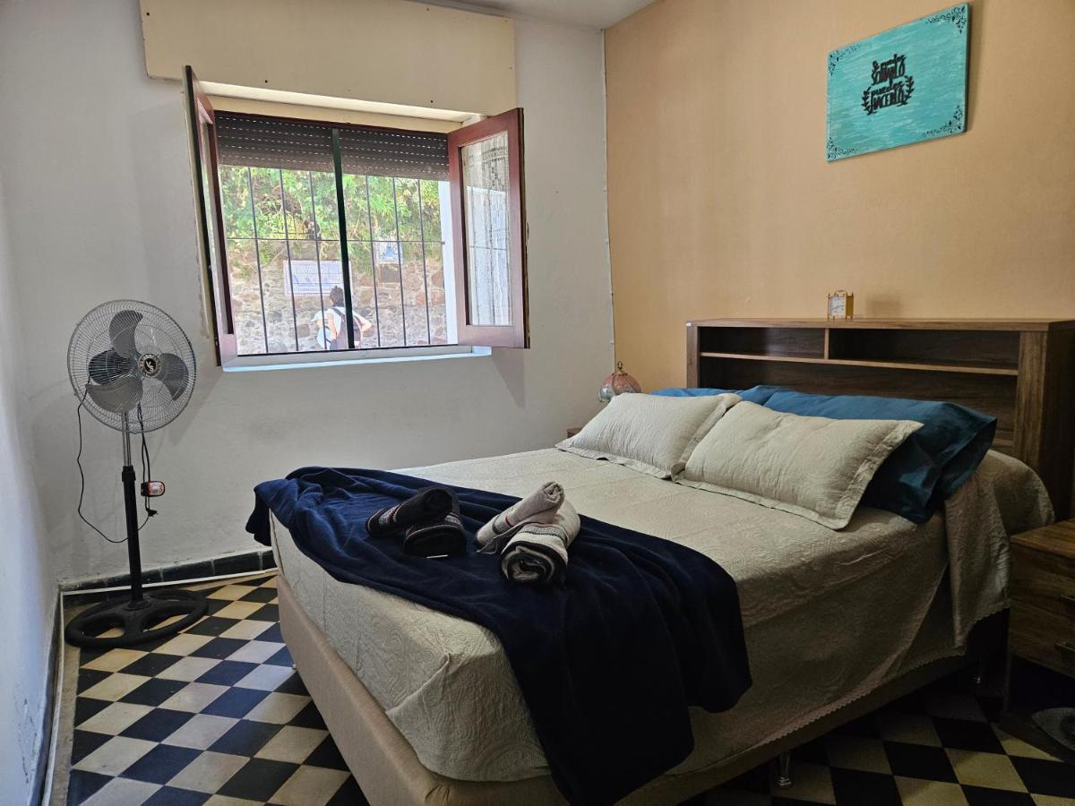 הוילה קולוניה דל סקרמנטו Terraza Sacramento - Atardecer En El Barrio Historico מראה חיצוני תמונה