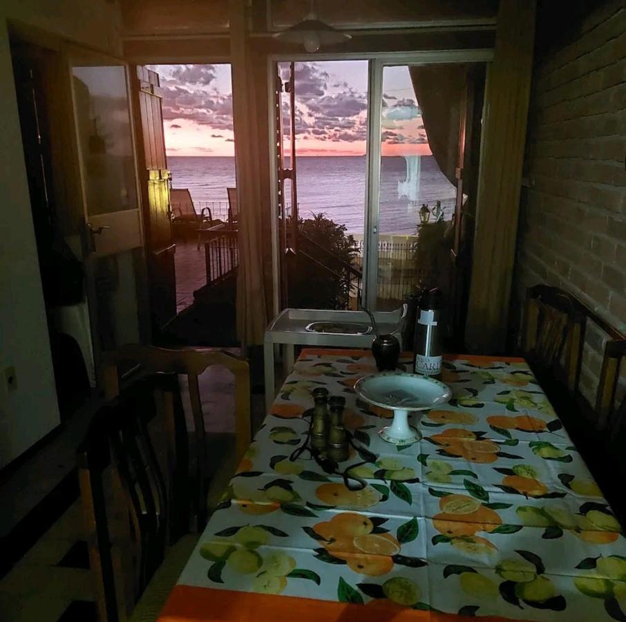 הוילה קולוניה דל סקרמנטו Terraza Sacramento - Atardecer En El Barrio Historico מראה חיצוני תמונה